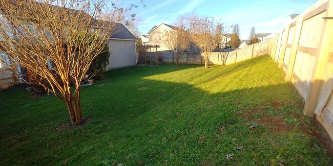 Photo - 5050 Horsestall Dr