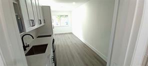 Photo - 630 N 58th Ave