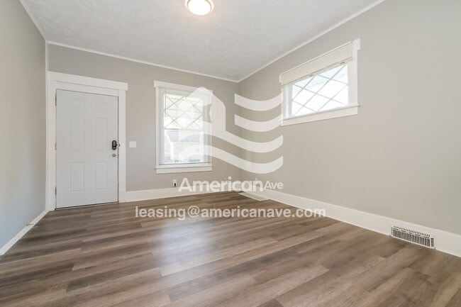 Photo - 2518 Jaynes St