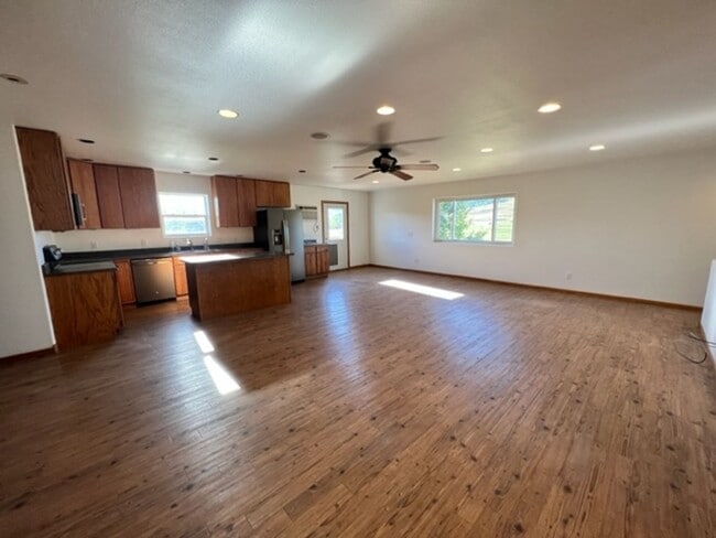 Photo - Kerwin Ln Unit 950 1/2 Kerwin Ln