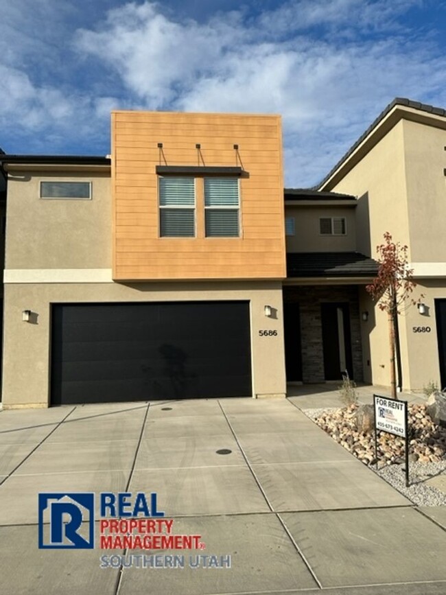 1 year old Townhome in South Desert - 1 year old Townhome in South Desert