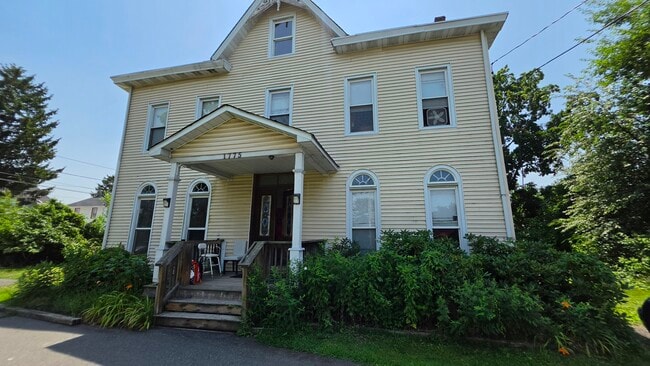 Photo - 1775 Hamilton Ave Unit Apt #4
