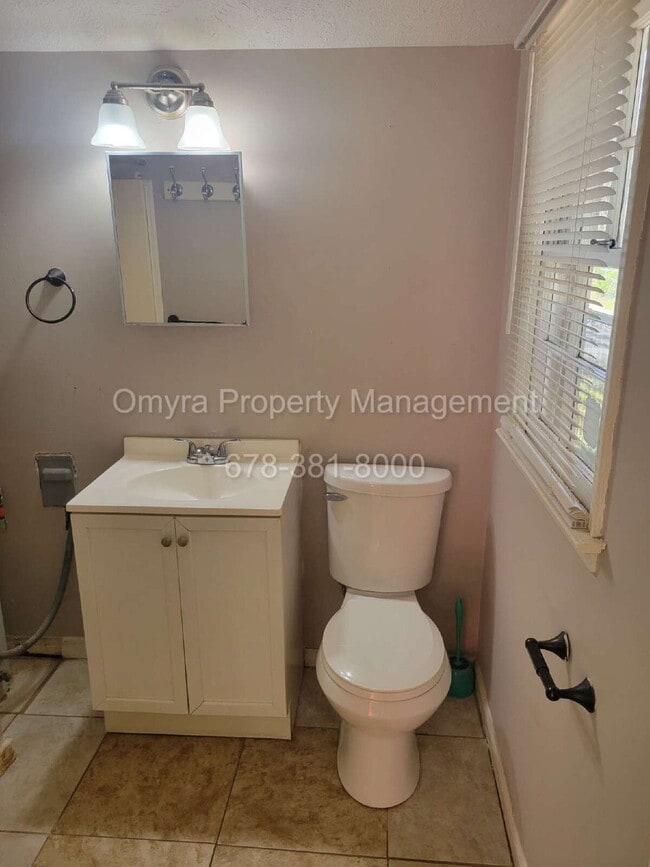 Photo - Charming studio home in Marietta! Unit #B