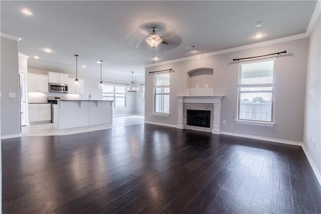 Photo - 1220 Gardenia St