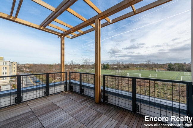 Building Photo - 77 New St Unit 420