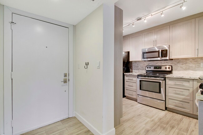 Photo - 9 Royal Palm Way Unit 105