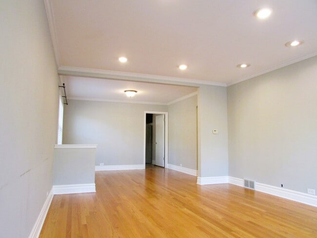 Photo - 4620 N Overhill Ave
