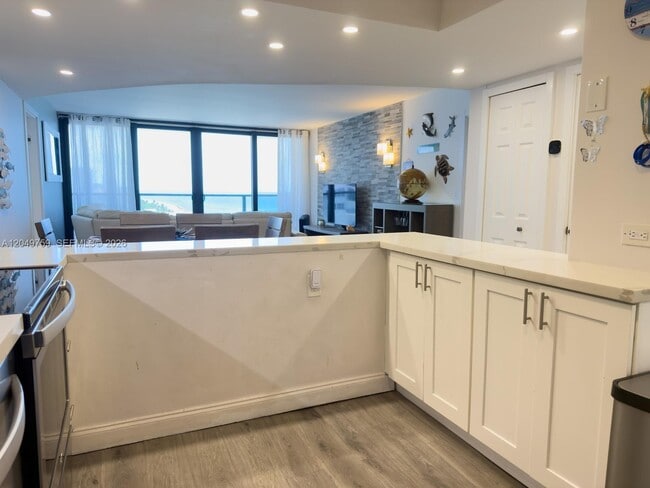 Photo - 2301 S Ocean Dr Unit 1404