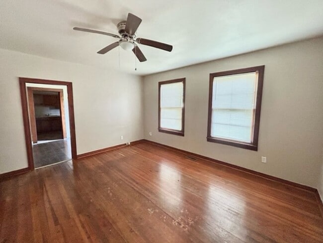 Building Photo - 3614 Bradley St SW Unit B Rental
