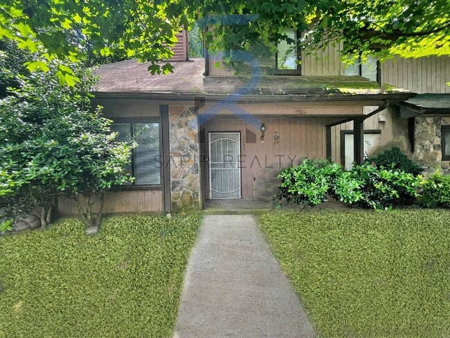 Building Photo - 5802 Trent Walk Dr Rental