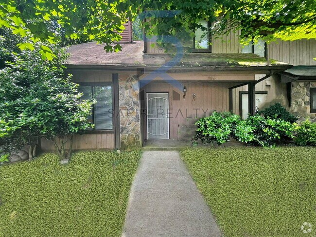 Building Photo - 5802 Trent Walk Dr Rental