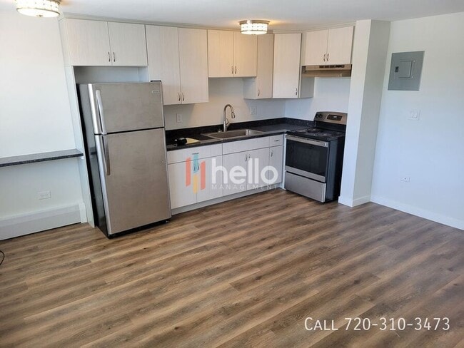 Building Photo - 3377 S Clarkson St Unit 306