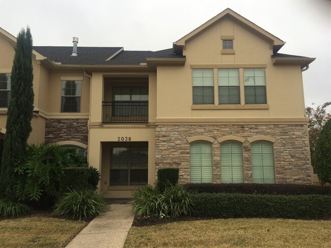 Photo - 2038 Palm Forest Ln