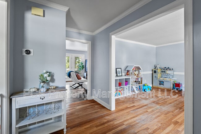 Photo - 12605 Jolly Pl