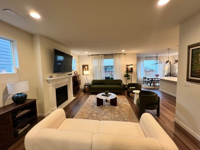 Photo - 1128 133rd Pl SW
