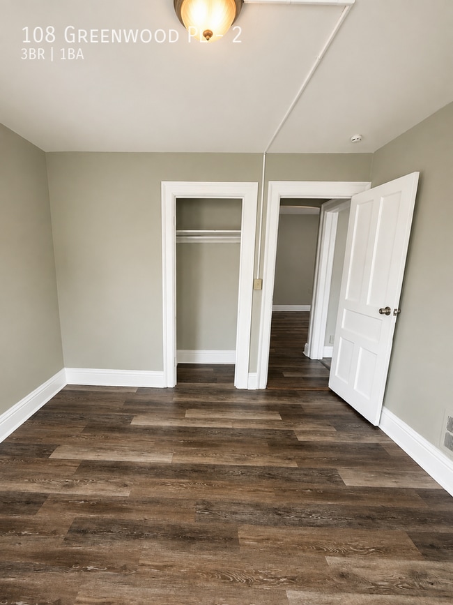 Photo - 108 Greenwood Pl Unit 2