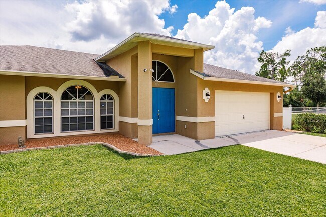 "Charming 3-Bedroom Home with 2 Full Baths and Spacious 2537 Sq Ft in North Port, FL!"