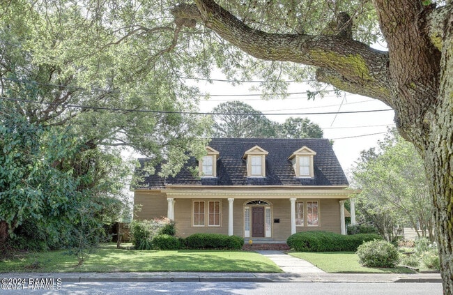 Photo - 1011 Lee Ave