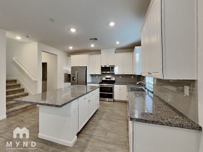 Photo - 1687 Pena Ln