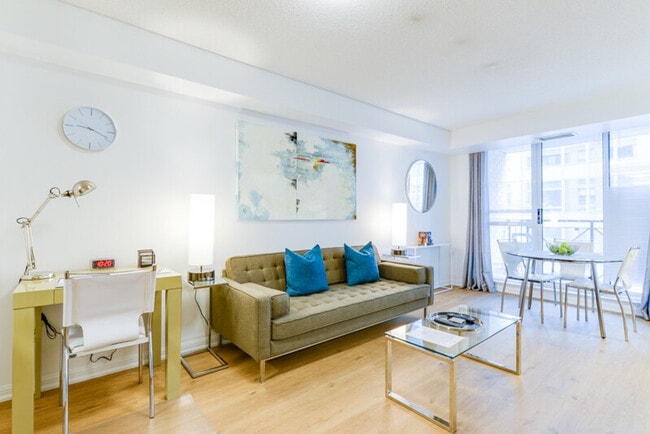 Photo - 250 University Ave Unit ID1034864P