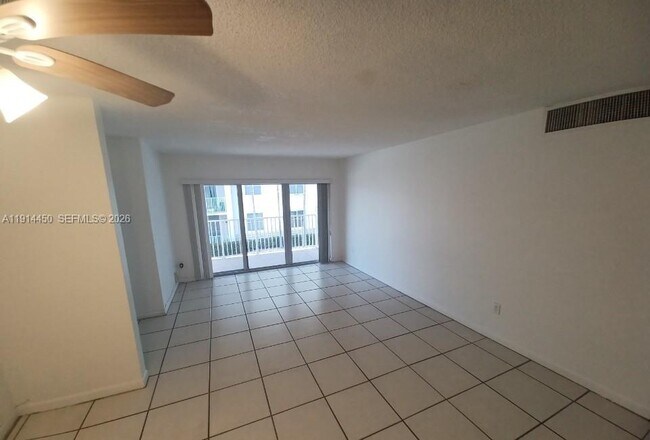 Photo - 4330 NW 79th Ave Unit 2D