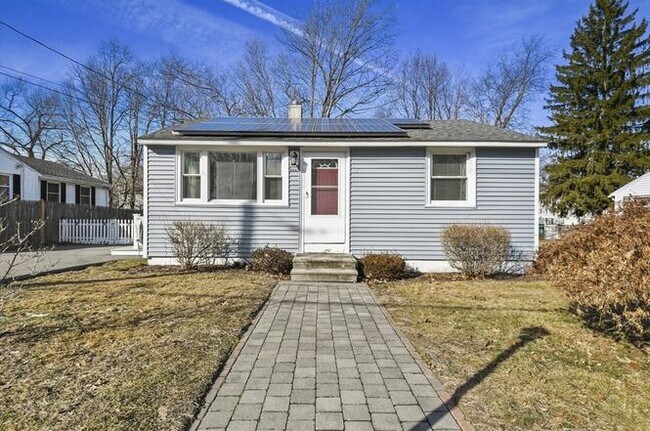 Photo - 206 Florence St