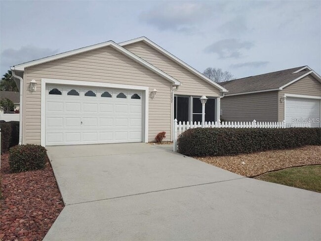 Building Photo - 1017 Jace Pl