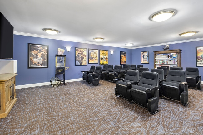 12 - Gardens of Annapolis