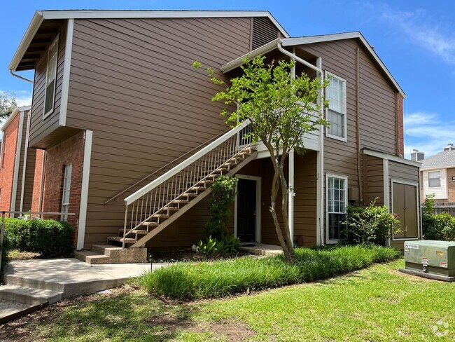 Building Photo - 3621 W Northgate Dr Unit 229 Rental