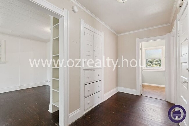 Photo - 2727 Robinwood Ave