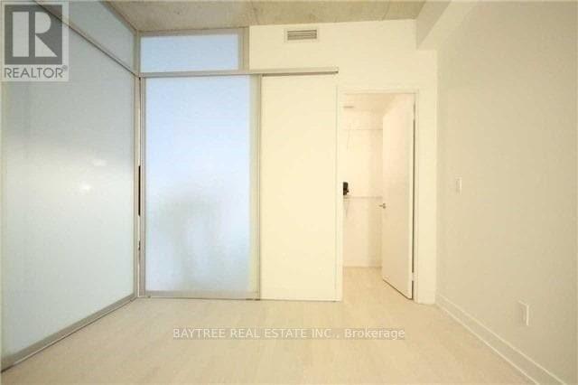 Photo - 20 Gladstone Ave Unit 405