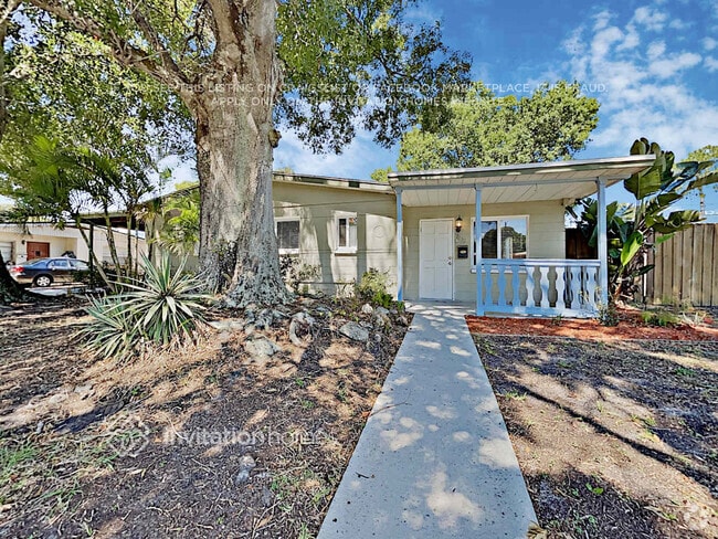 Building Photo - 7630 18th St N Rental
