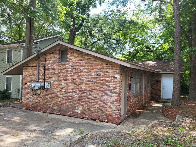 Photo - 2004 Elgin Dr Unidad 2004 Elgin Dr.   B