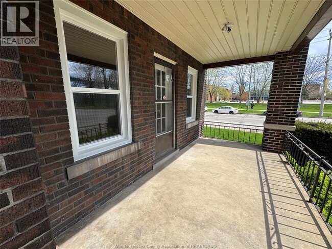 Photo - 290 Vista Pl
