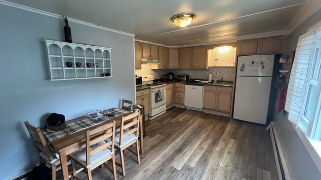 Photo - 11 Sheridan Ave