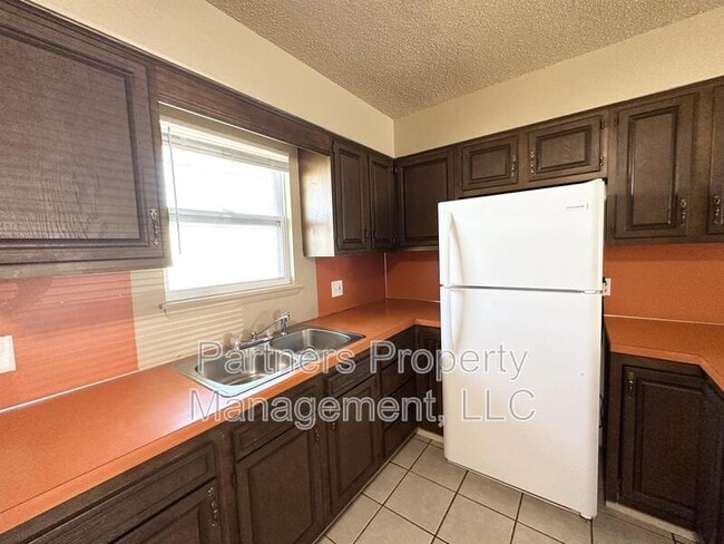 Photo - 107 N Pine Ave