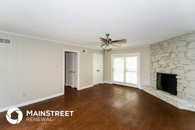 Photo - 7147 Hillshire Dr