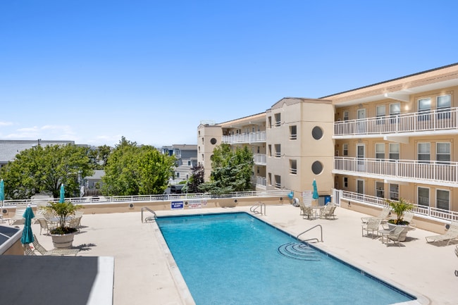 Photo - 700 First Ave