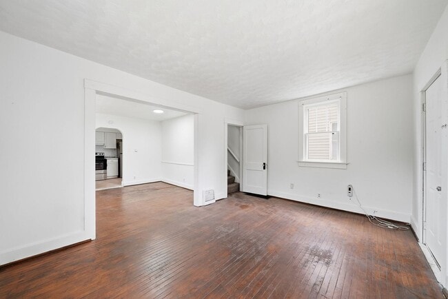 Photo - Freshly Renovated 3 Bedroom Home