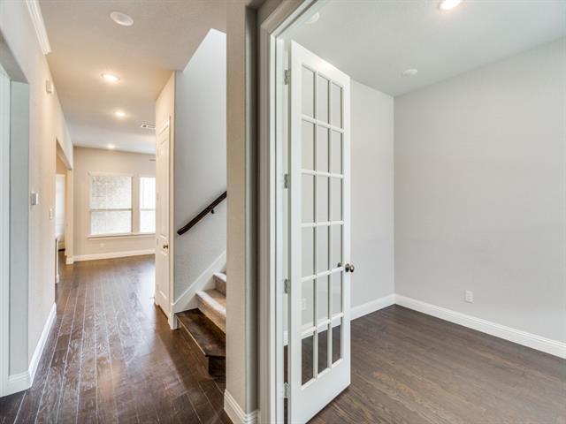 Photo - 3572 Sevilla Dr