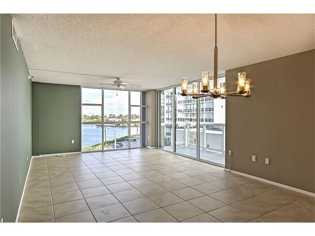 Photo - 20505 E Country Club Dr Unit 431