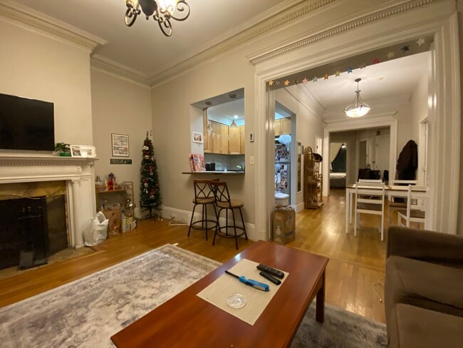 Building Photo - 42 Fenway Unit 12F