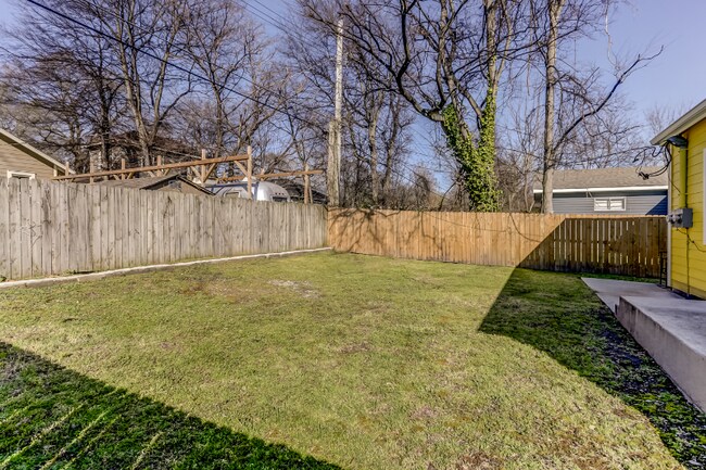 Photo - 1928 Southern Ave Unidad 1928 Southern Ave