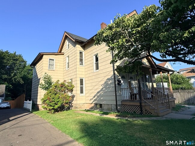 Photo - 26 Taylor Ave