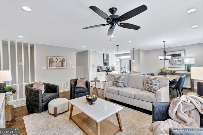 Photo - 2480 Powers Ferry Dr SE