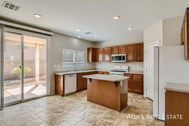 Photo - 6645 Evening Grosbeak Pl