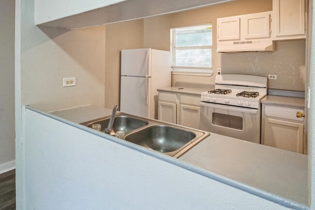 Photo - Summit at Orton Hill & Plaza Drive