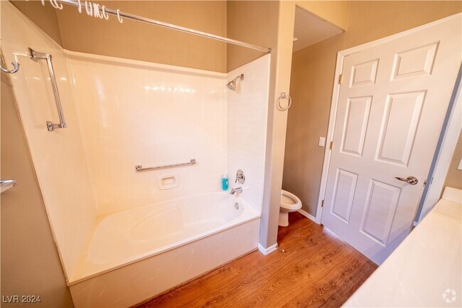 Building Photo - 2140 Hot Oak Ridge St Rental