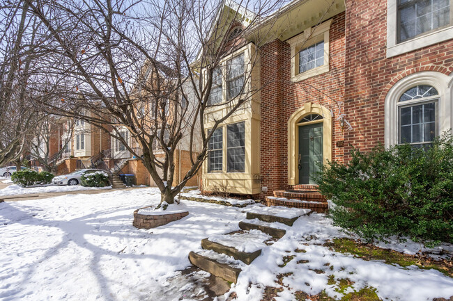 Photo - 11772 Valley Ridge Cir Townhome