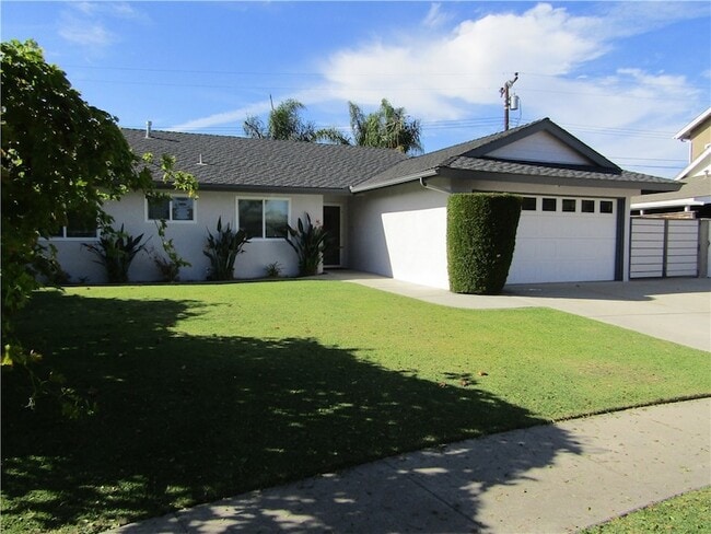 Building Photo - 8901 Shore Cir
